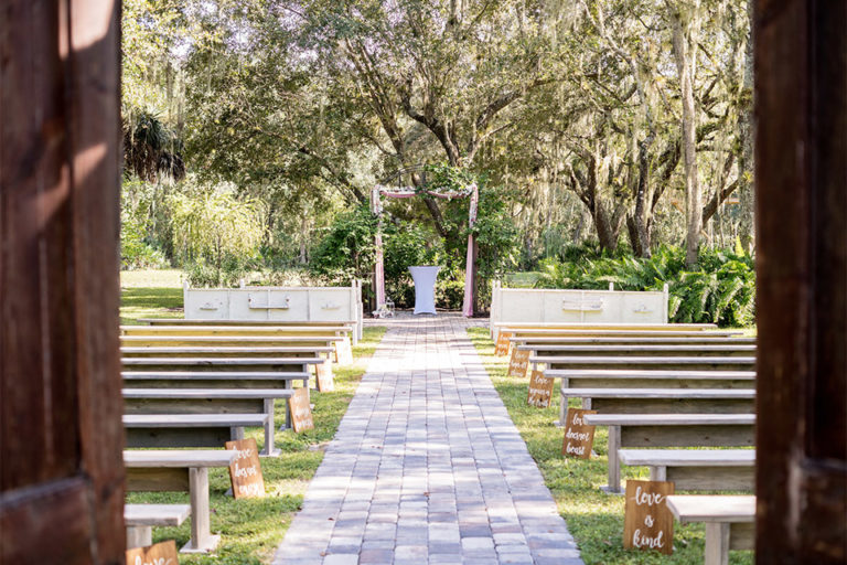 outdoor wedding ceremony in Arcadia, FL